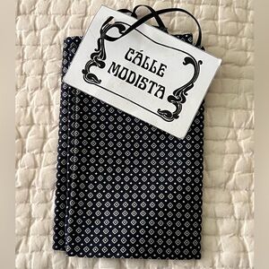 Calle Modista Navy & White Diamond Print Picket Square